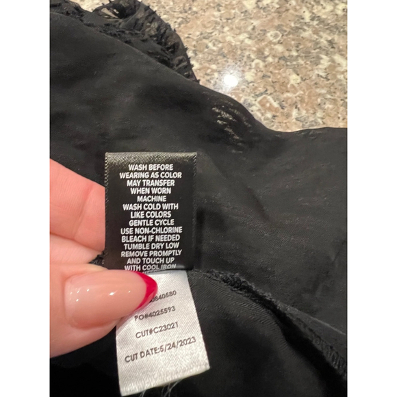 Torrid sheer zigzag button‎ up - Picture 5 of 6